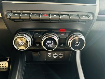 Car image 35