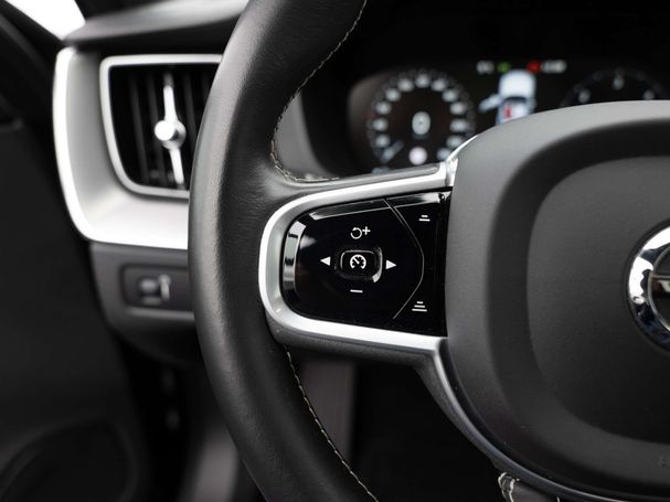 Volvo XC60 B4 Inscription 145 kW image number 22