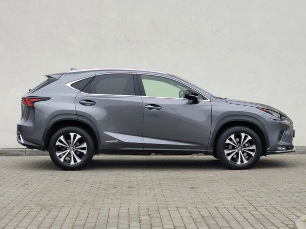 Lexus NX 300 h AWD 145 kW image number 8