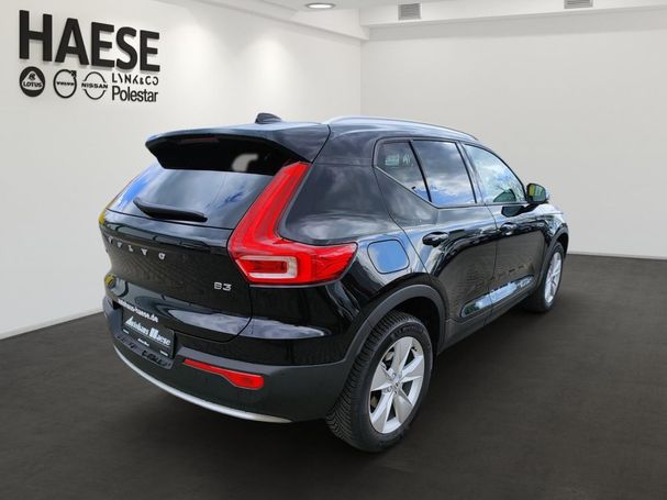 Volvo XC40 B3 Core 120 kW image number 4