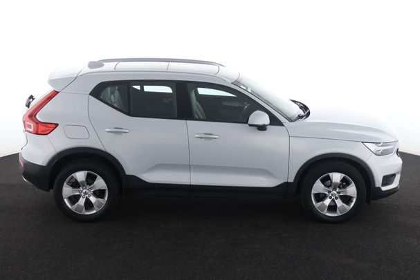 Volvo XC40 Geartronic Momentum Pro D3 111 kW image number 3