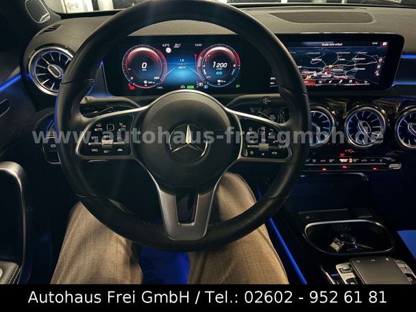 Mercedes-Benz A 250 e 160 kW image number 14