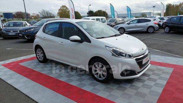 Peugeot 208 PureTech 82 Active 61 kW image number 2