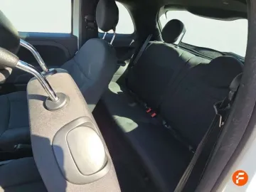 Car image 26