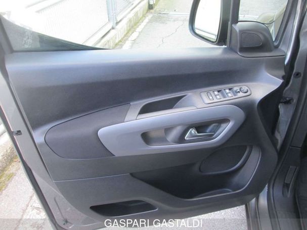 Toyota Proace City 1.5 75 kW image number 11