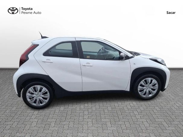 Toyota Aygo X 53 kW image number 6