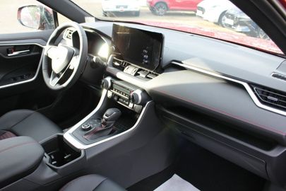 Car image 13