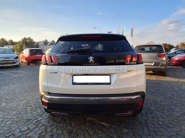 Peugeot 3008 BlueHDi 180 S&S EAT6 GT 133 kW image number 4