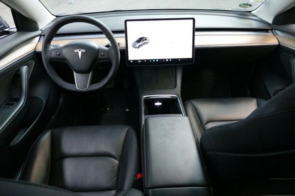 Tesla Model 3 Long Range AWD 366 kW image number 4