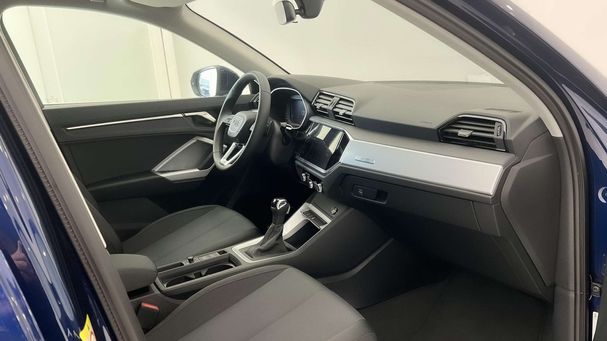 Audi Q3 35 TDI S tronic Advanced 110 kW image number 11