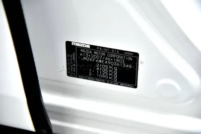 Car image 70