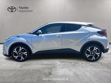 Car image 3