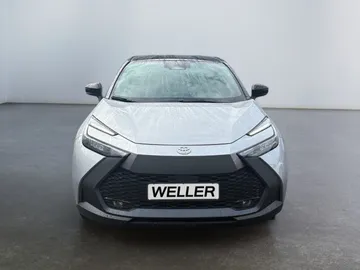 Car image 3
