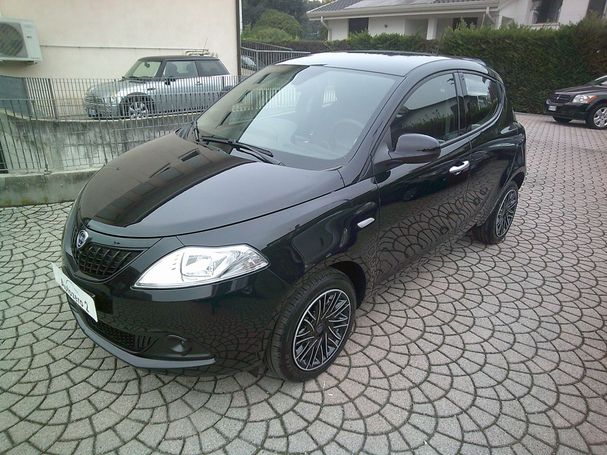 Lancia Ypsilon 51 kW image number 1