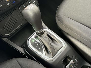 Car image 36