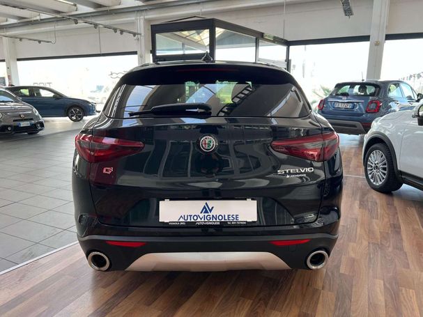 Alfa Romeo Stelvio 2.2 Diesel AT8 Q4 140 kW image number 3