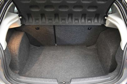 Car image 31