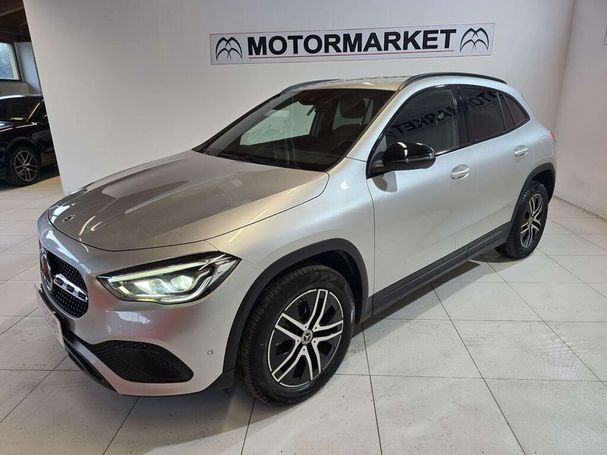 Mercedes-Benz GLA 200 110 kW image number 1