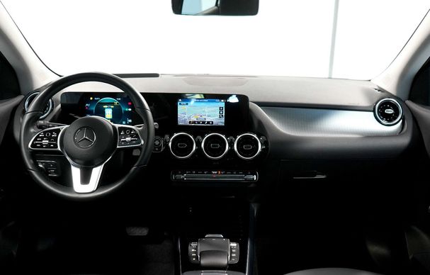 Mercedes-Benz GLA 200 d 110 kW image number 9