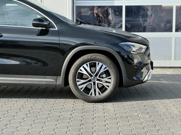 Mercedes-Benz GLA 200 Progressive 120 kW image number 8