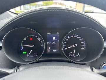 Car image 12