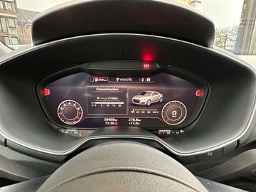 Car image 26