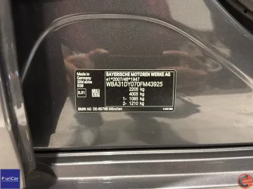 Car image 49