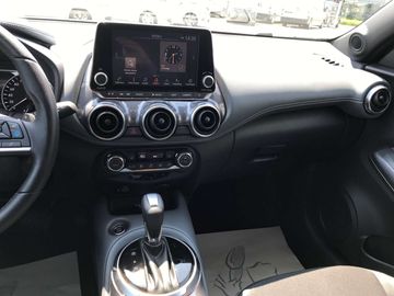 Car image 25