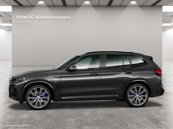 BMW X3 xDrive30e 215 kW image number 9