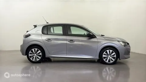 Car image 3