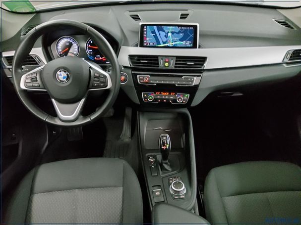 BMW X1 sDrive20i Advantage 141 kW image number 5