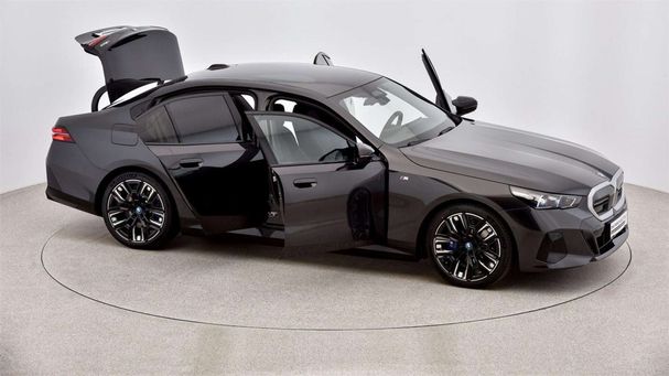 BMW i5 M60 xDrive 442 kW image number 30