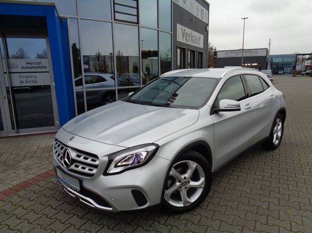 Mercedes-Benz GLA 200 7G-DCT Urban 115 kW image number 1