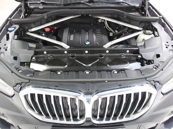 BMW X5 xDrive30d 195 kW image number 13