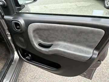 Car image 22