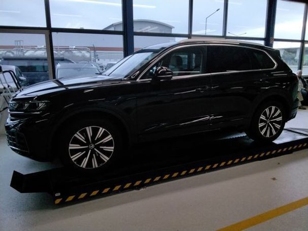 Volkswagen Touareg 3.0 TDI 4Motion 170 kW image number 6