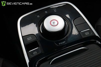 Car image 31