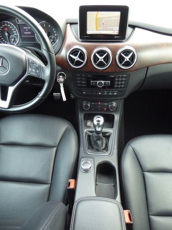 Mercedes-Benz B 180 BlueEFFICIENCY 90 kW image number 7