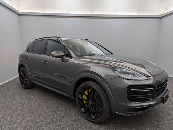 Porsche Cayenne Turbo S E-Hybrid 500 kW image number 2