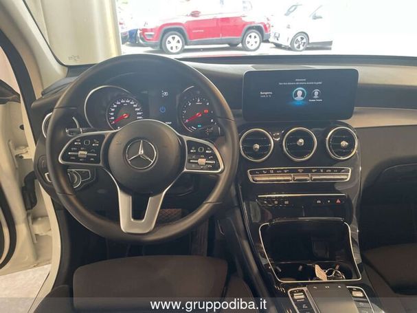 Mercedes-Benz GLC 300 de 225 kW image number 17