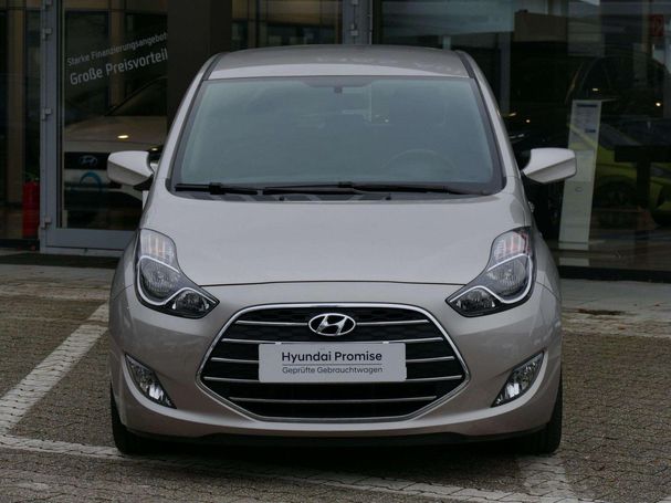 Hyundai ix20 1.6 blue 92 kW image number 2