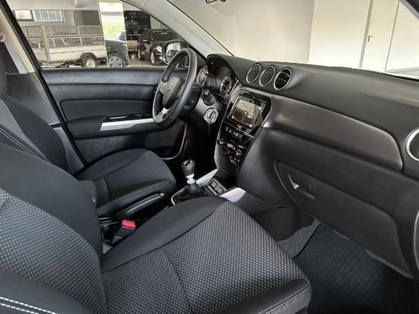 Suzuki Vitara 1.4 Hybrid Comfort 95 kW image number 3