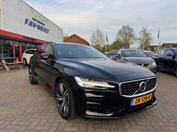 Volvo V60 T4 140 kW image number 1