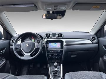 Car image 9