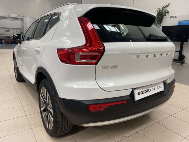 Volvo XC40 B4 Inscription 145 kW image number 16