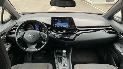 Car image 14