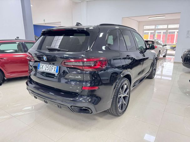 BMW X5 xDrive30d 210 kW image number 3