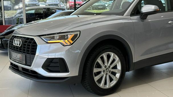 Audi Q3 35 TFSI S tronic 110 kW image number 30