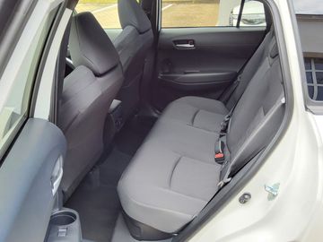 Car image 10