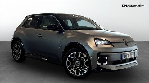 Car image 3